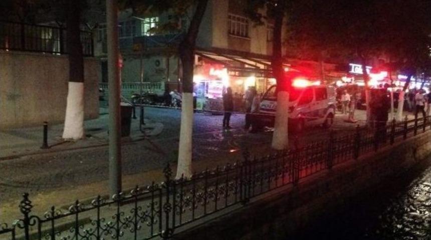 Orduevi Ve Mit Binası &Ouml;n&uuml;nde Ş&uuml;pheli Paket Alarmı