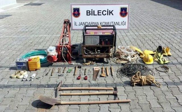 Sit Alanında 28 Metre Derinliğinde Ka&ccedil;ak Kazı Yaptılar 1
