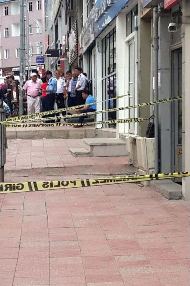 Erzurum da Ş&uuml;pheli &Ccedil;anta F&uuml;nyeyle Patlatıldı 2