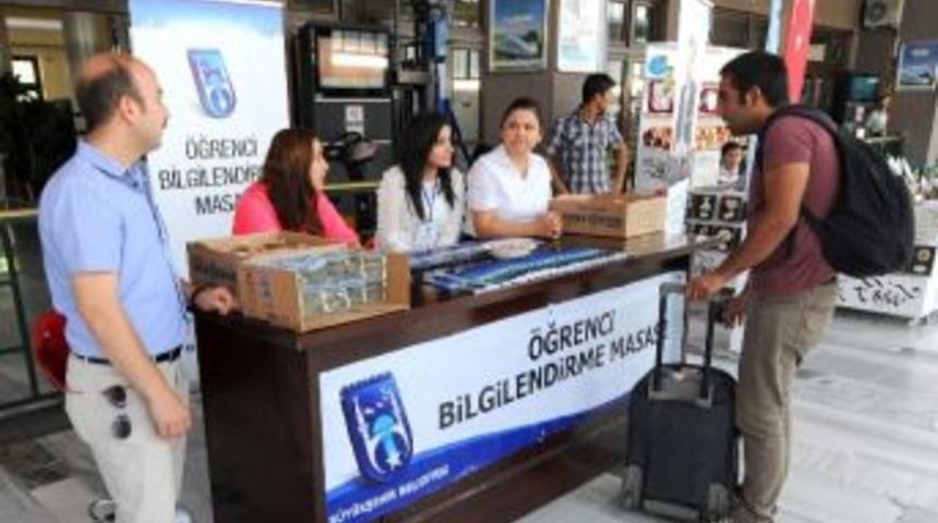 B&uuml;y&uuml;kşehir&rsquo;den &Ouml;ğrencilere &rsquo;g&uuml;ler Y&uuml;zl&uuml;&rsquo; Karşılama