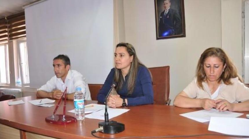 Hakkari Belediyesi, Meclis Toplantısını Kentteki Stk'larla Yaptı