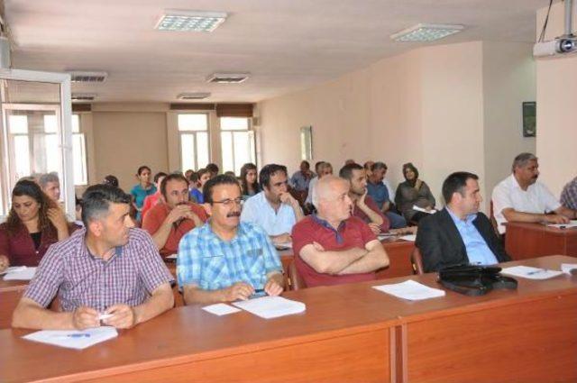 Hakkari Belediyesi, Meclis Toplantısını Kentteki Stk'larla Yaptı