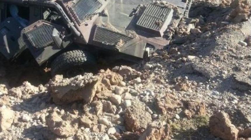 Silvan Barajına Roketatarlı, Bing&ouml;l'de Askeri Ara&ccedil;lara Mayınlı Saldırı Yapıldı