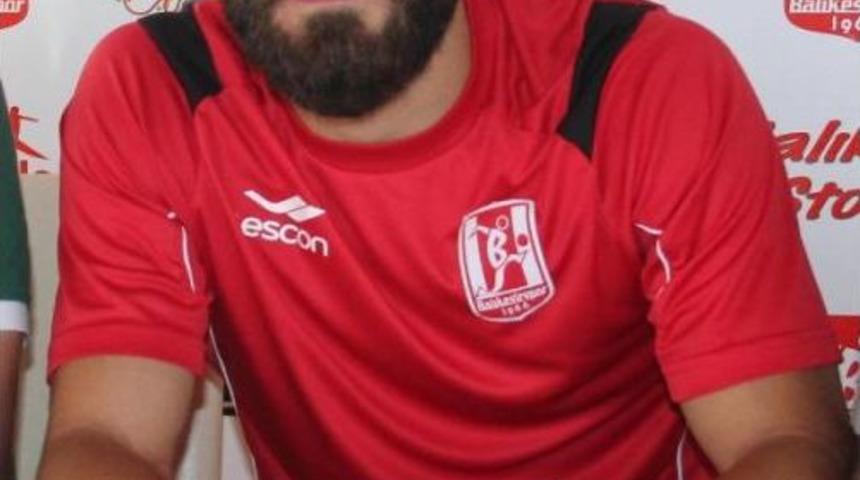 Berkan 2 Yıllık S&ouml;zleşme Imzaladı