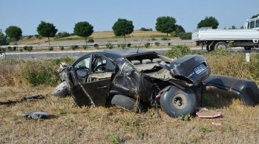 Hurdaya D&ouml;nen Otomobilden Sağ &Ccedil;ıktılar
