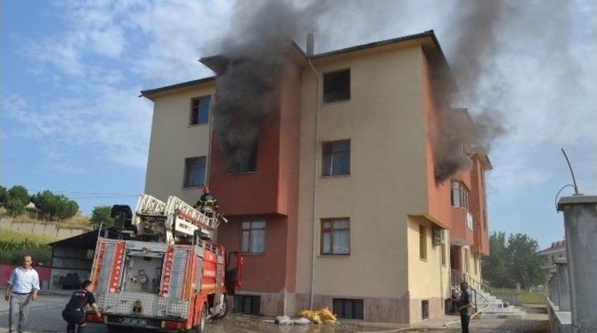 Kula&rsquo;daki Yurtta Bir Haftada İkinci Yangın
