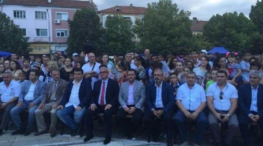Menderes&rsquo;ten Bulgaristan&rsquo;a Dostluk K&ouml;pr&uuml;s&uuml;