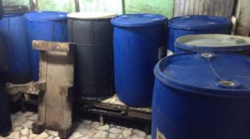 Tekirdağ&rsquo;Da 1 Ton 684 Litre Ka&ccedil;ak I&ccedil;ki Ele Ge&ccedil;irildi