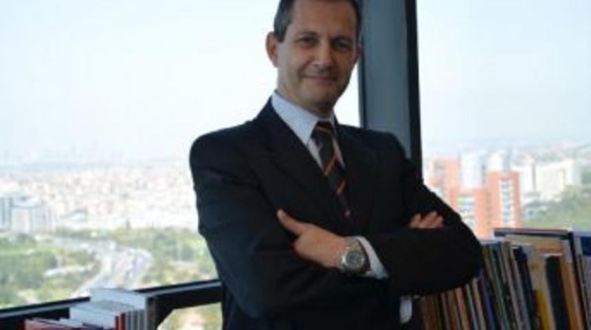 Anadolu Vakfı&rsquo;Ndan Başarılı Gen&ccedil;lere Burs Desteği