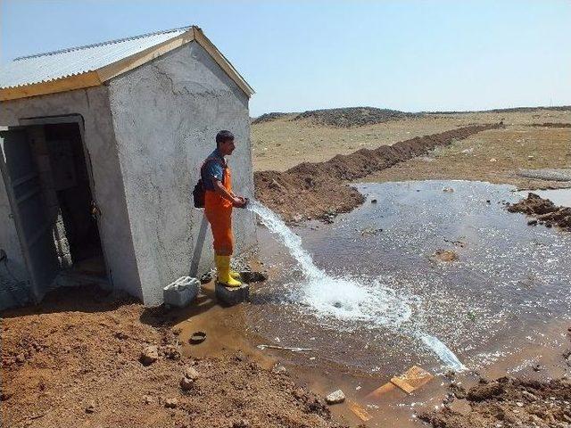 Malazgirt’te İki İçme Suyu Sondaj Kuyusu Açıldı