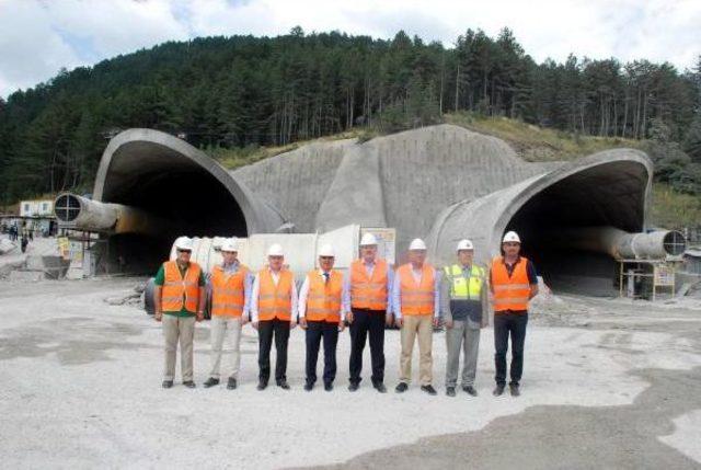 Ilgaz Tüneli Nisan 2016'da Açılacak