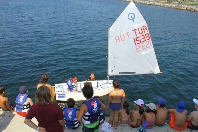 Kartal’da Çocuklar Yelken Sporu İle Tanışıyor