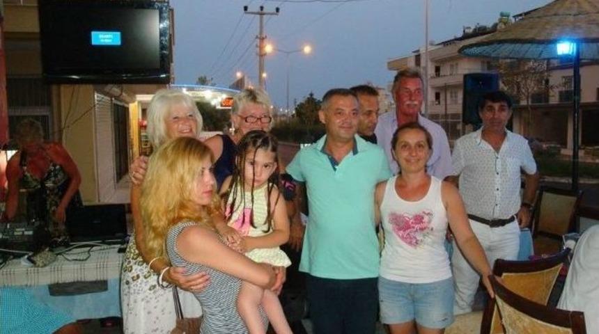 Didim&rsquo;de Yabancılar 6 Yaşındaki G&uuml;l&uuml;ms&uuml;&rsquo;n&uuml;n Y&uuml;z&uuml;n&uuml; G&uuml;ld&uuml;rd&uuml;