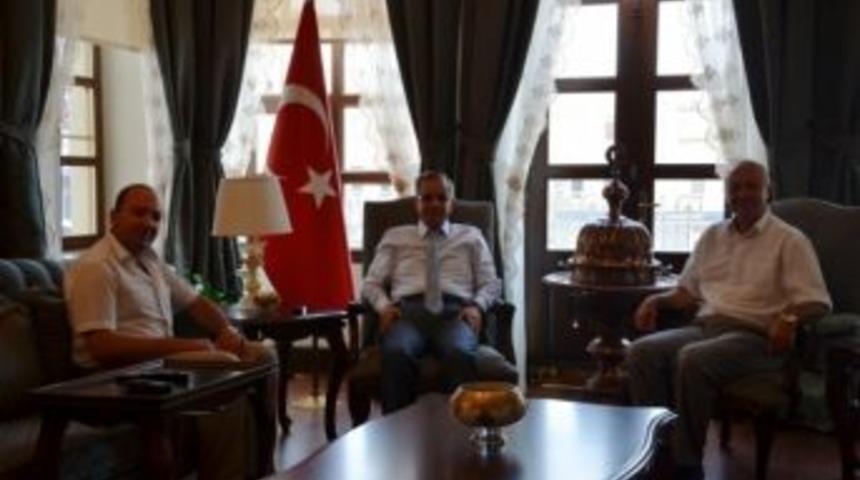 Kilis Kuyumcular Ve Sarraflar Odası Başkanlığı&rsquo;ndan Vali Tapsız&rsquo;a Ziyaret