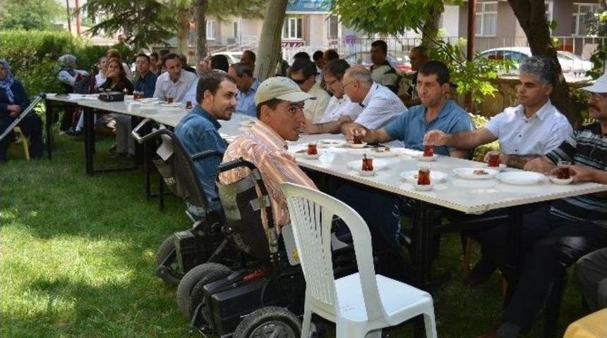 Niğde&rsquo;de &rsquo;engelsiz Niğde Projesi&rsquo; Toplantısı Yapıldı