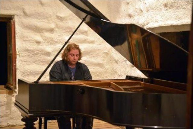 Young Pianists Of Turkey Mark Gümüşlük Festival