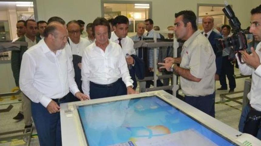 Bakan Işık: Teknoloji &Uuml;reten &Uuml;lke Olmak I&ccedil;in &Ccedil;alışıyoruz