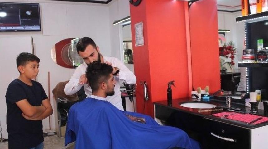 Kuaf&ouml;rden &Ouml;rnek Davranış