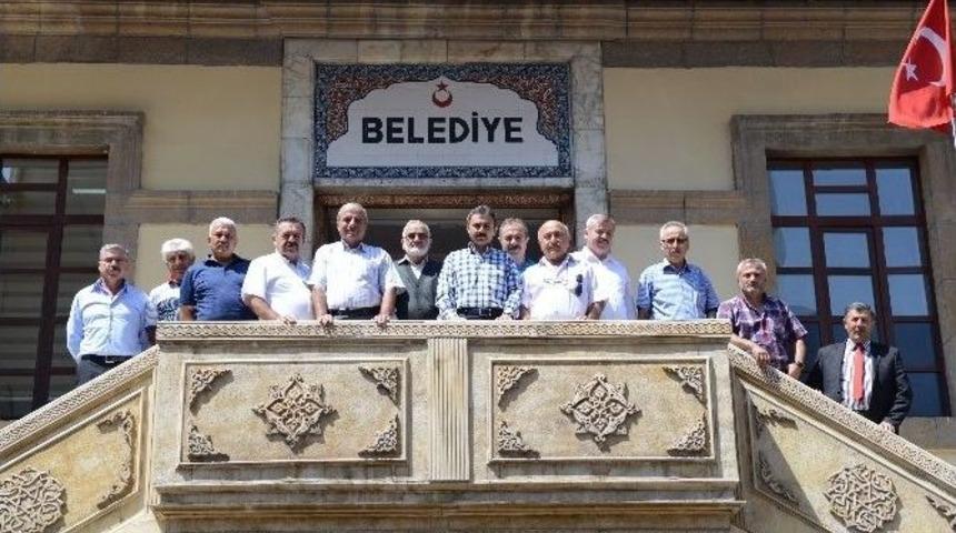 Muhtarlar Derneği&rsquo;nden Başkan K&uuml;lc&uuml;&rsquo;ye Ziyaret