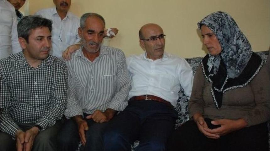 Şehit Ailesinden Ter&ouml;r &Ouml;rg&uuml;t&uuml;ne Tokat Gibi Cevap