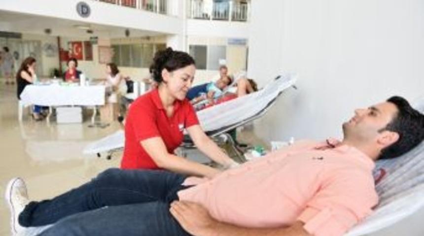 Muratpaşa&rsquo;dan Kan Bağışı