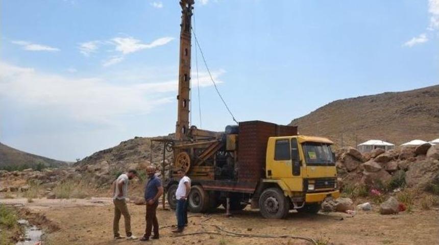 Erciş&rsquo;te Sondaj &Ccedil;alışması