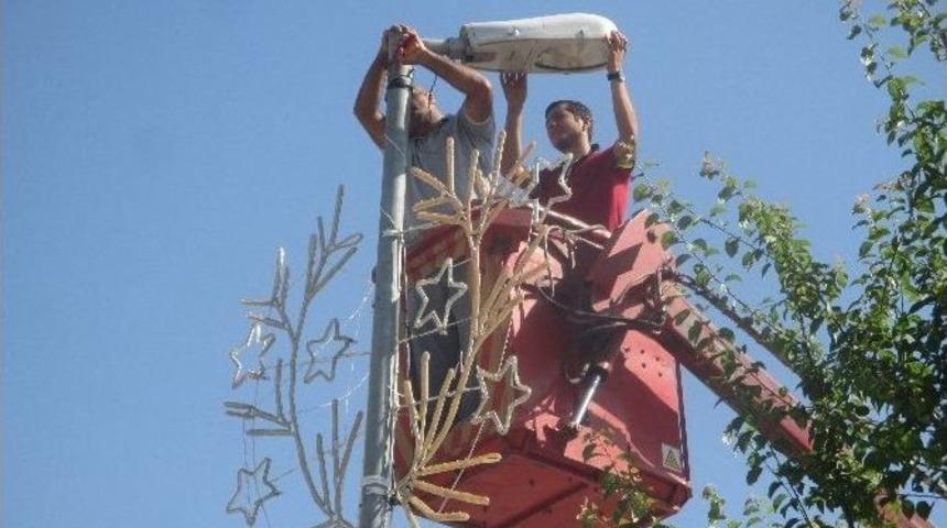 Beylikd&uuml;z&uuml;&rsquo;nde Caddeler Işıl Işıl