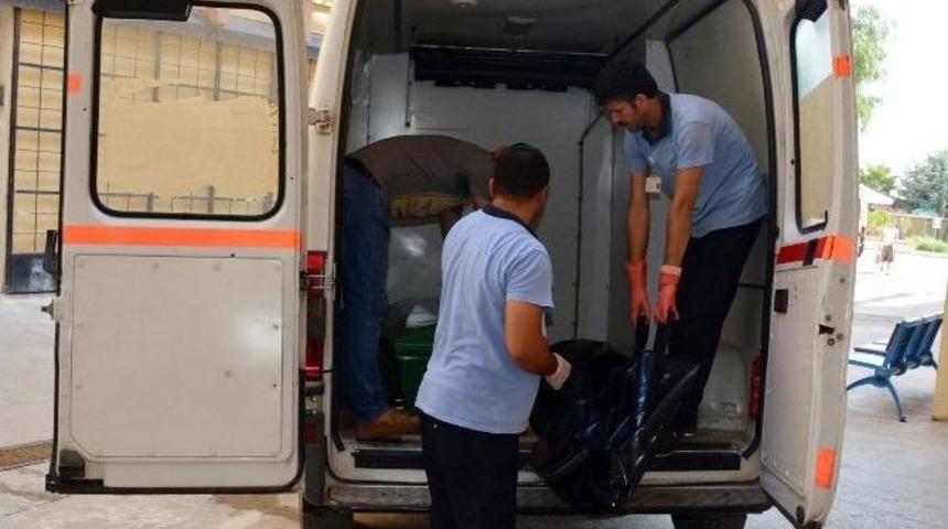 Didim’de Göçmenleri Taşıyan Bot Battı: 2 Ölü