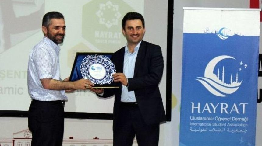 İslam Medeniyeti Farklı &Uuml;lkelerden M&uuml;sl&uuml;man Gen&ccedil;leri Biraraya Getirdi