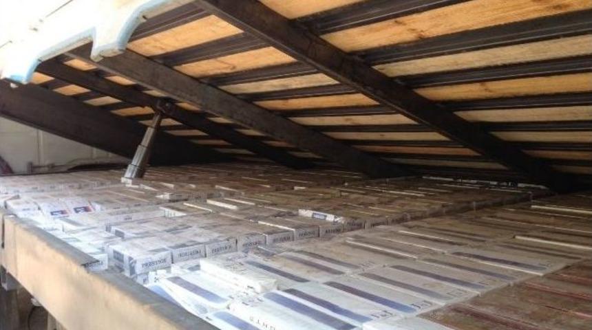 Antalya&rsquo;da 67 Bin 160 Paket Ka&ccedil;ak Sigara Ele Ge&ccedil;irildi