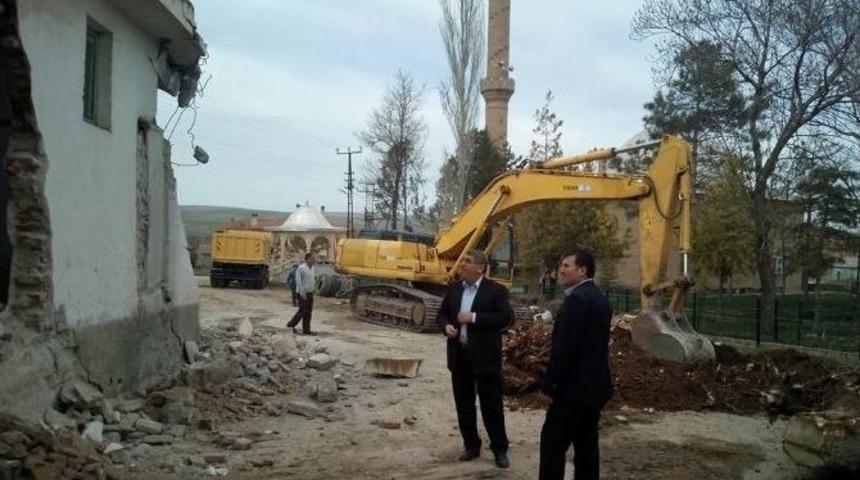 Yenifakılı Belediye Başkanı Karadavut: