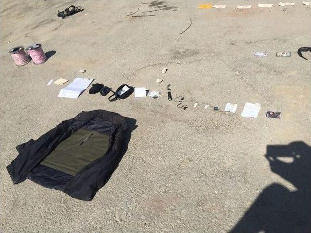 Y&uuml;ksekova&rsquo;da Silah Ve M&uuml;himmat Ele Ge&ccedil;irildi 2