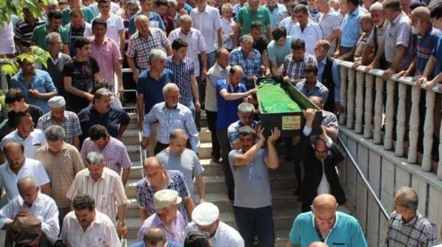 Organlarıyla 4 Kişiye Hayat Veren 12 Yaşındaki &Ccedil;ocuk, G&ouml;zyaşlarıyla Uğurlandı