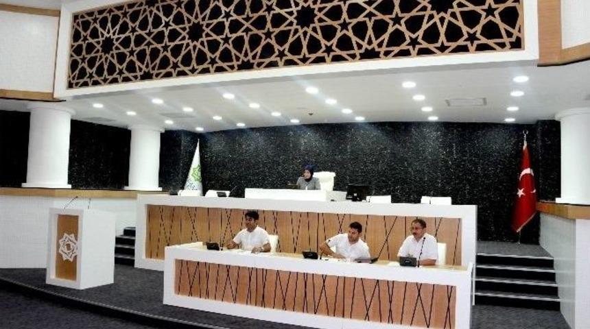 Meram Belediyesi Yeni Binasında İlk Meclis Toplantı