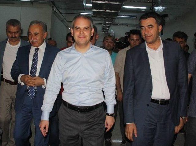 Bakan Kılı&ccedil; Yurt İnşaatlarını İnceledi 1