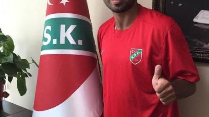 Karşıyaka Deniz Aslan Ile 1 Yıllık S&ouml;zleşme Imzaladı