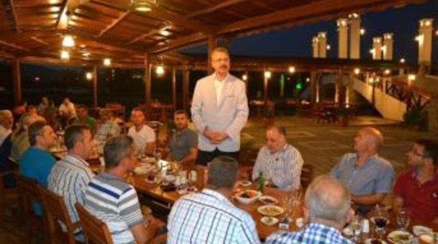 Sal&ccedil;a Fabrikaları İle &Uuml;reticiler Bir Araya Geldi