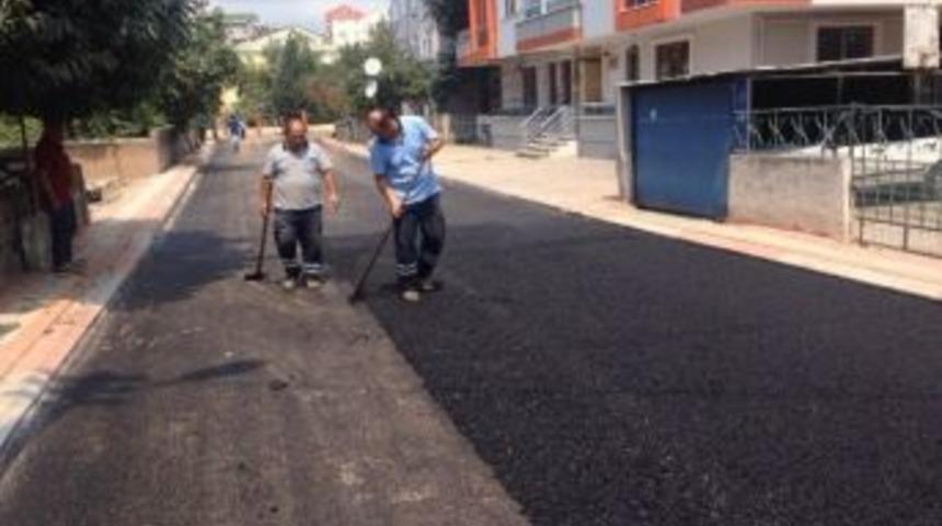 K&ouml;rfez&rsquo;de Asfalt &Ccedil;alışmaları Devam Ediyor