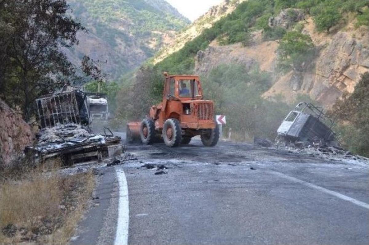 Tunceli-erzincan Yolu Trafiğe A&ccedil;ıldı
