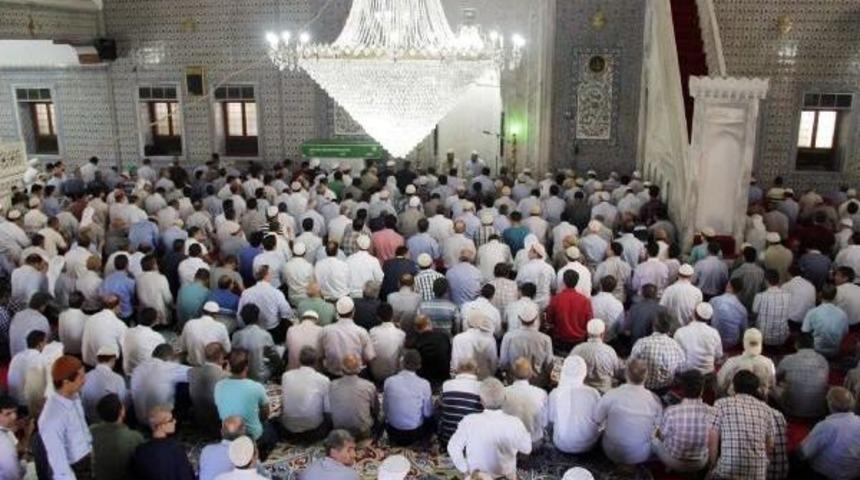 Said Nursi&rsquo;Nin Talebesi &Ouml;zcan'ın Cenazesi Toprağa Verildi