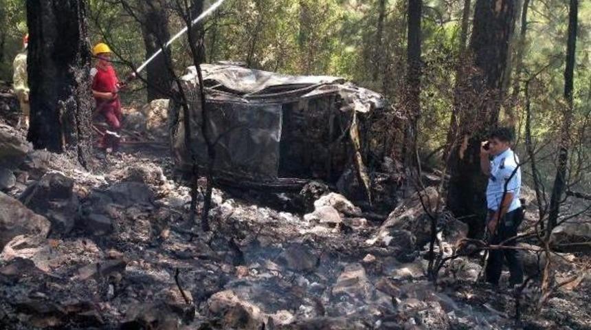 Eski Milli Kaleci Fevzi'nin Annesine Kayıtlı Otomobilde 1 Kadın Yanarak &Ouml;ld&uuml; (2)