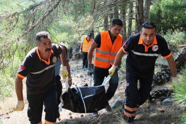 Eski Milli Kaleci Fevzi'nin Annesine Kayıtlı Otomobilde 1 Kadın Yanarak Öldü (2)