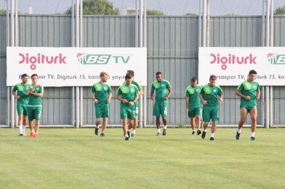 Bursaspor, Galatasaray&rsquo;a Hazırlanıyor