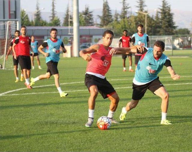 Eskişehirspor Kulübü Başkanı Hoşcan: Bu Sene Umutluyum