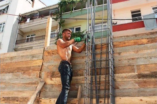 (&ouml;zel Haber) Kızgın G&uuml;neşin Altında Ekmek Parası İ&ccedil;in Savaşıyorlar 2