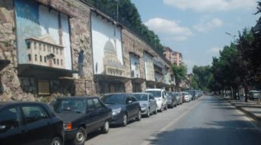 R&ouml;lyefler Tadilattan Ge&ccedil;iyor