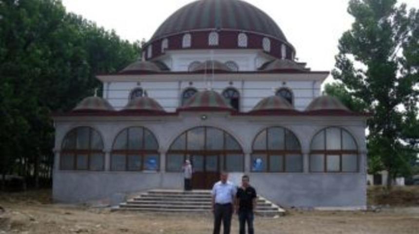 Hz. H&uuml;seyin Camisi İbadete Hazır