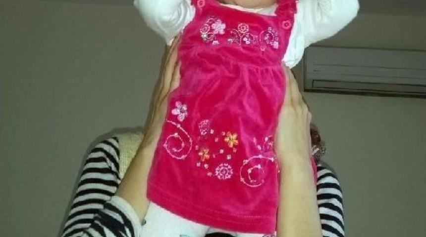 Azra Bebek 3 Aydır Solunum Cihazına Bağlı