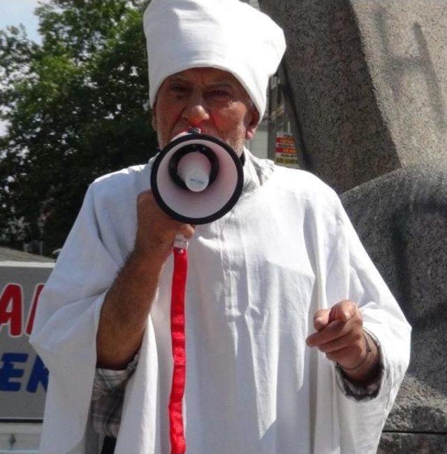  yeşil Sermaye &Ouml;ld&uuml;  Dedi, Kefen Giyip Cenaze Namazı Kıldı 1