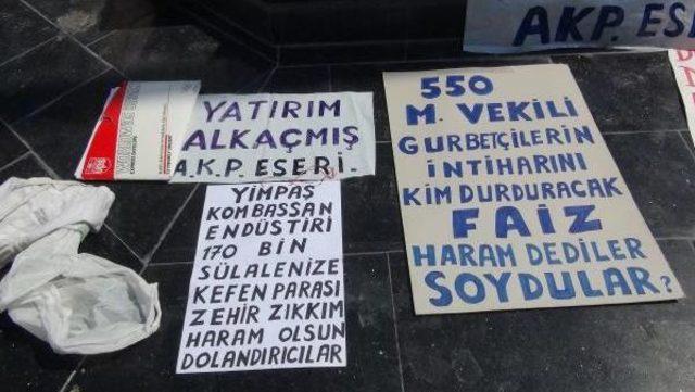  yeşil Sermaye &Ouml;ld&uuml;  Dedi, Kefen Giyip Cenaze Namazı Kıldı 2